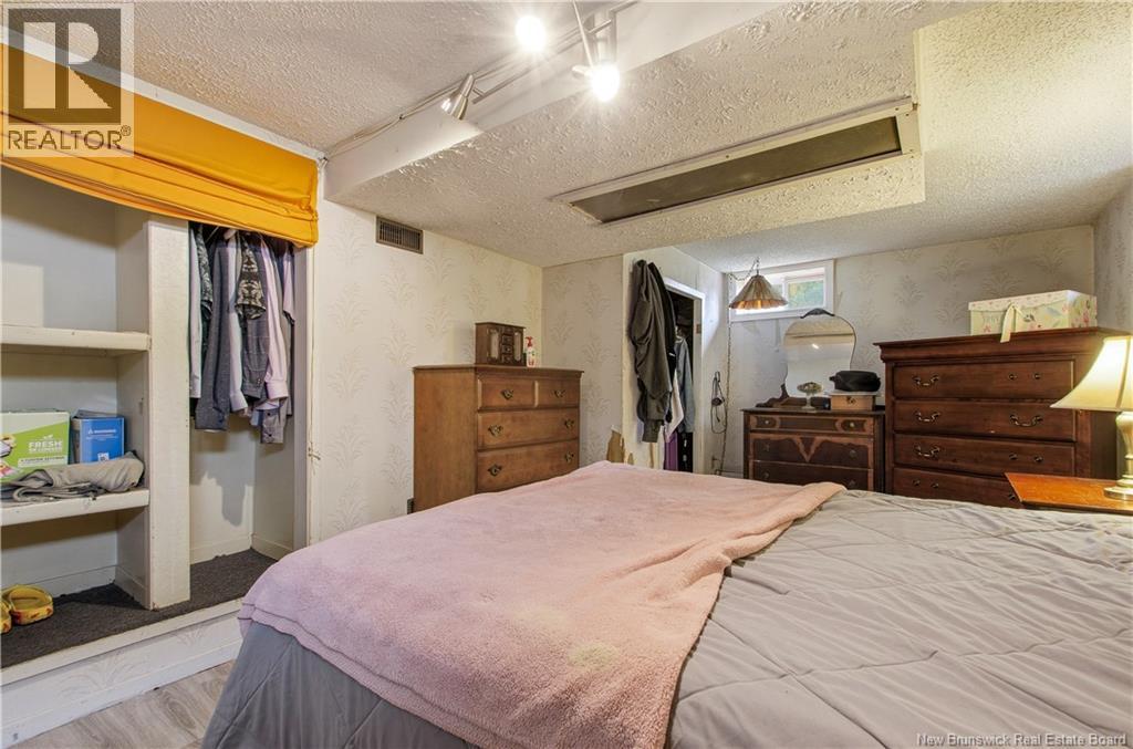 22 Bailey Avenue - 23