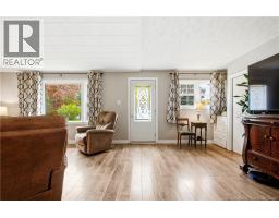 22 Bailey Avenue, Fredericton, NB E3A1H5 Photo 18
