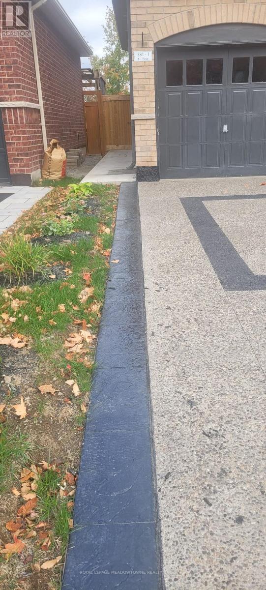 381 Baylis Court — photo 17