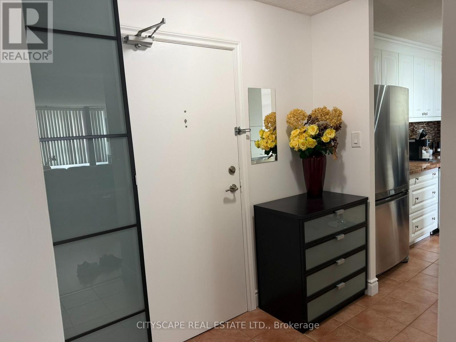 355 Rathburn Road East — photo 15