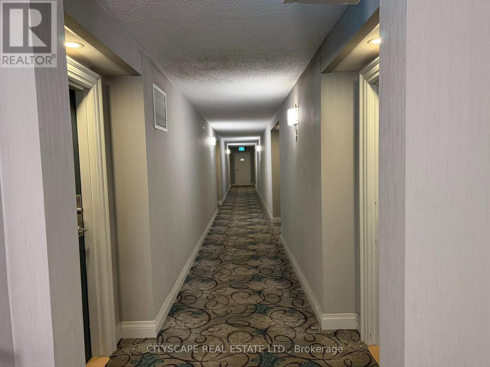 355 Rathburn Road East — photo 3