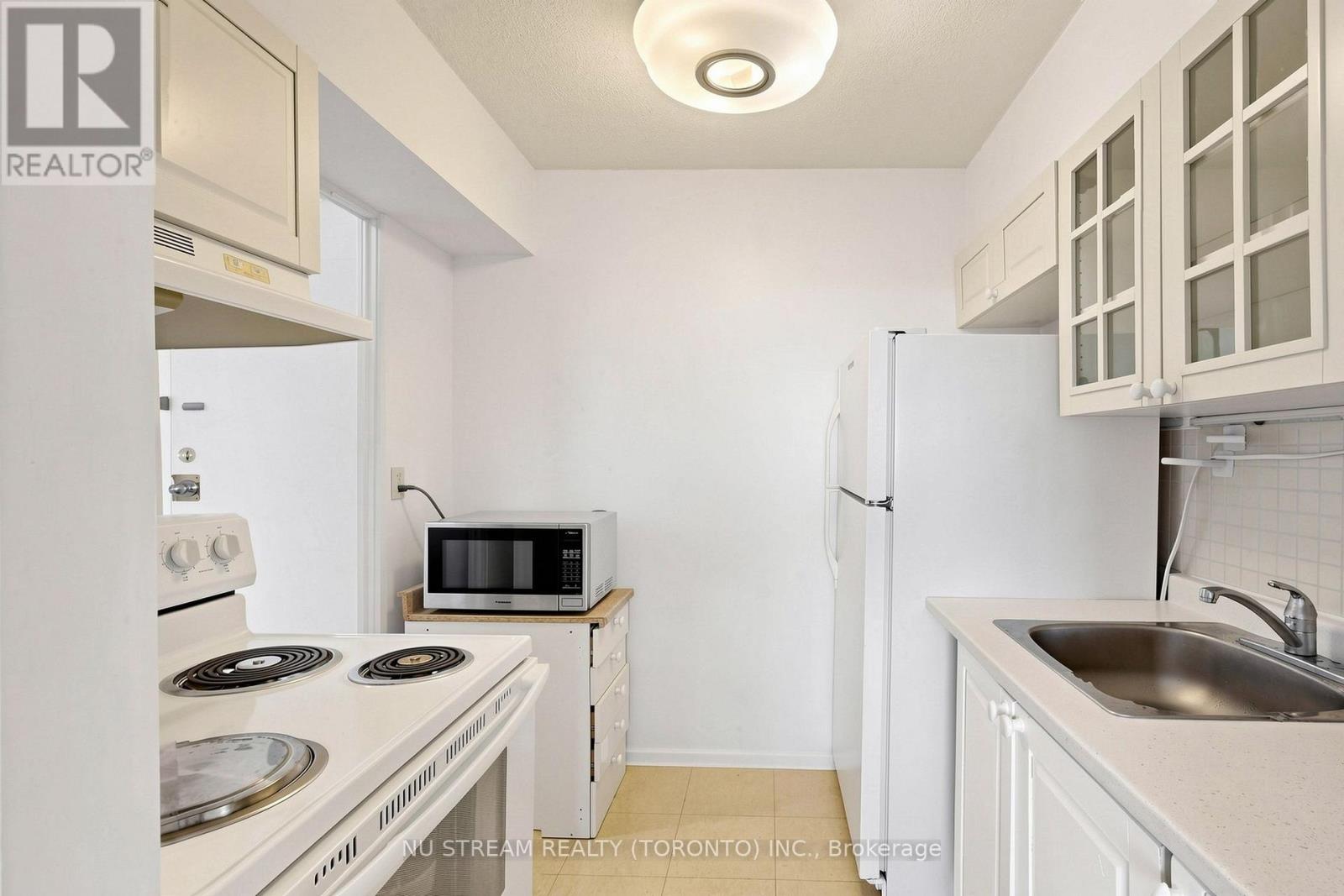 604- 100 Lotherton Pathway, Toronto, ON photo 16