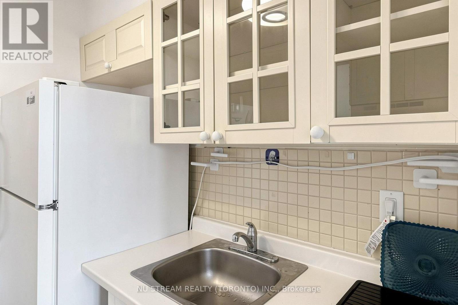 604- 100 Lotherton Pathway, Toronto, ON photo 19