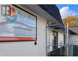 604 - 100 Lotherton Pathway, Toronto, ON M6B2G8 Photo 31