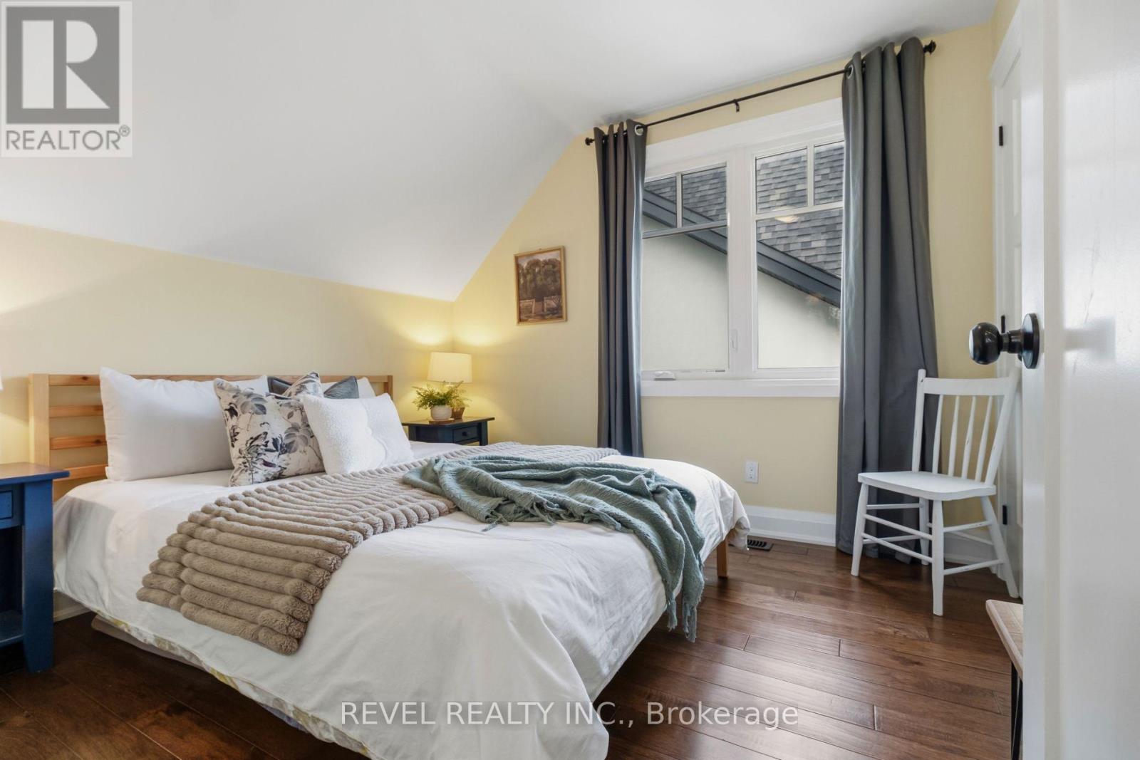 36 Earl Street, Mississauga, ON photo 19