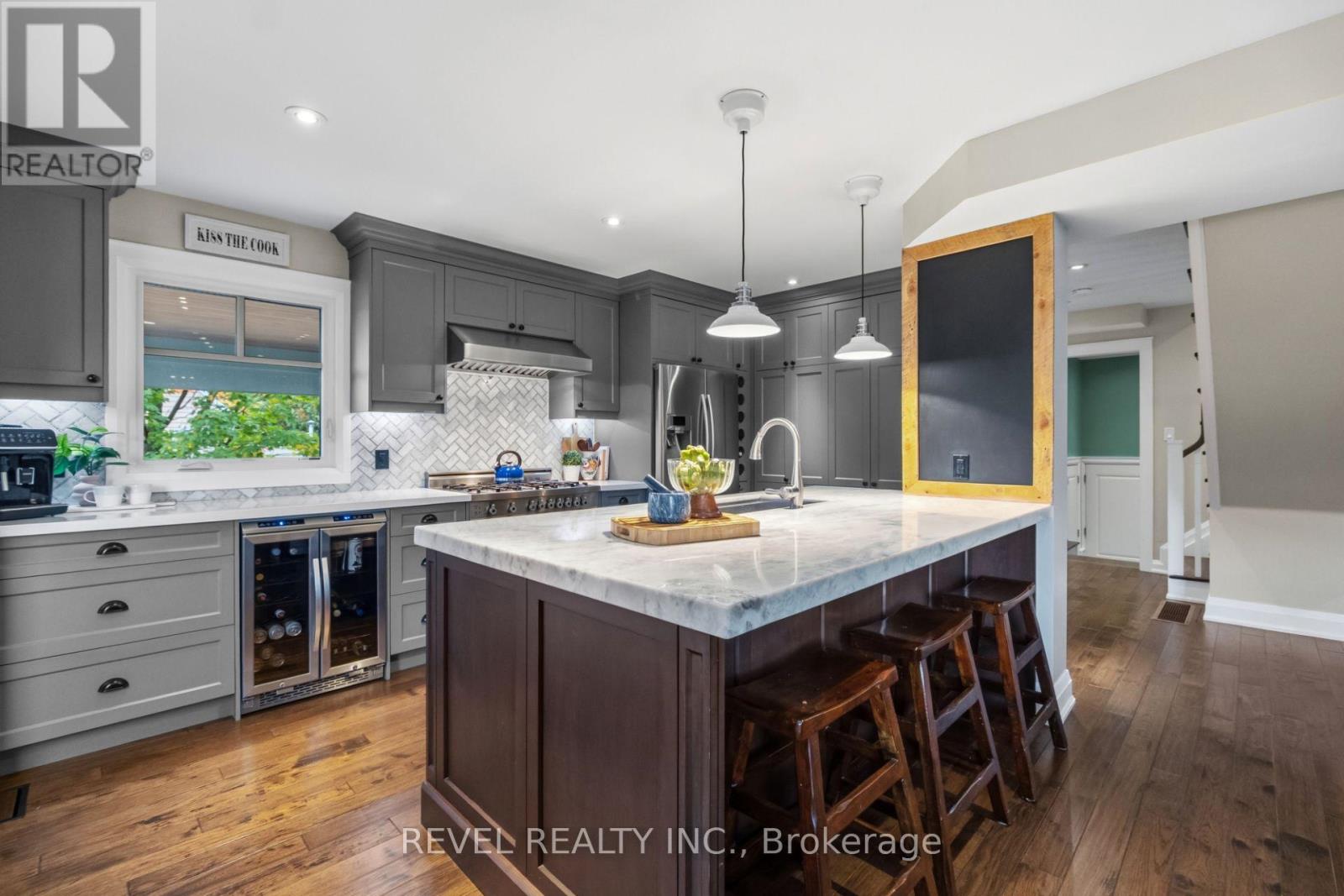 36 Earl Street — photo 3