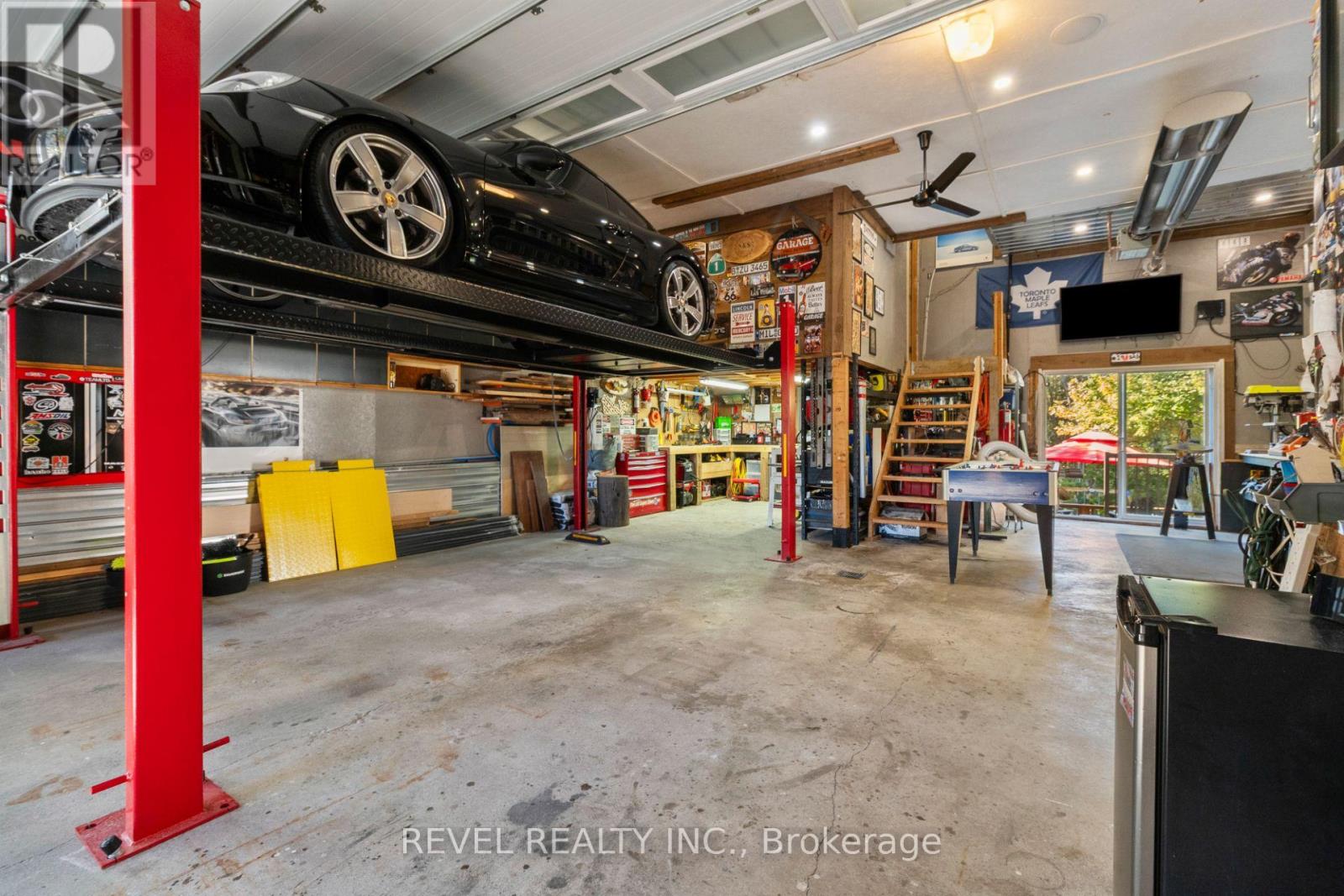 36 Earl Street, Mississauga, ON photo 43