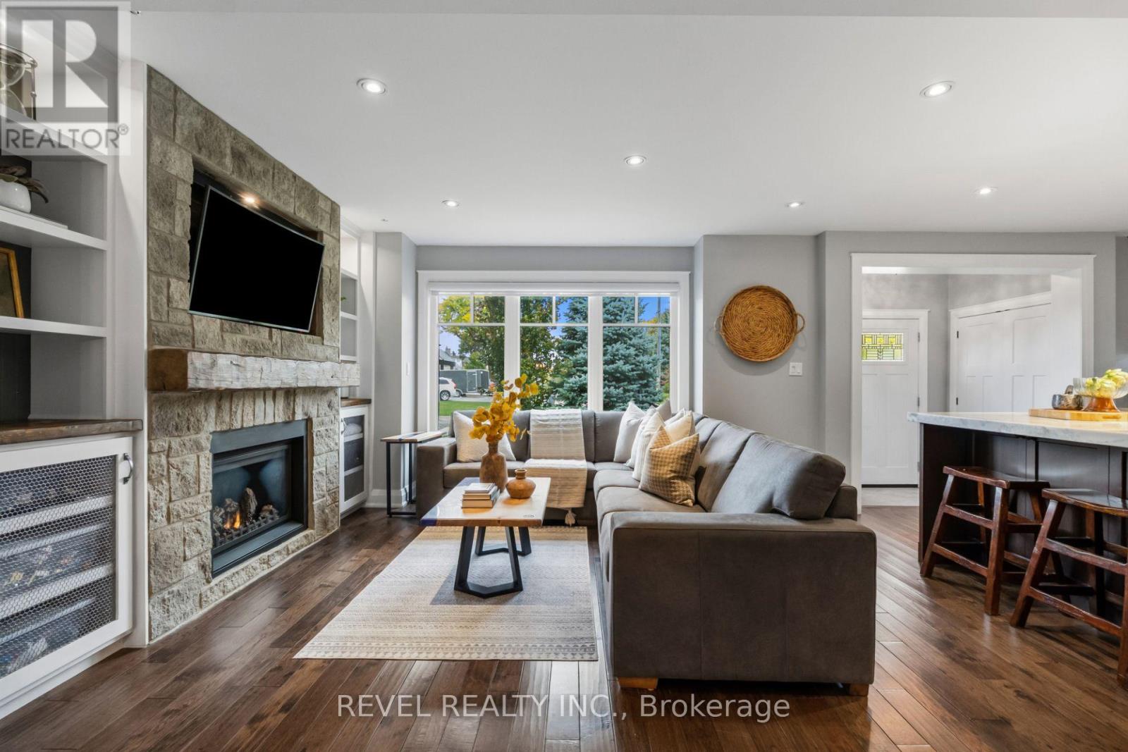36 Earl Street, Mississauga, ON photo 9