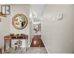 Living room - 3965 Zenith Court, Mississauga, ON L5N7H7 Photo 6