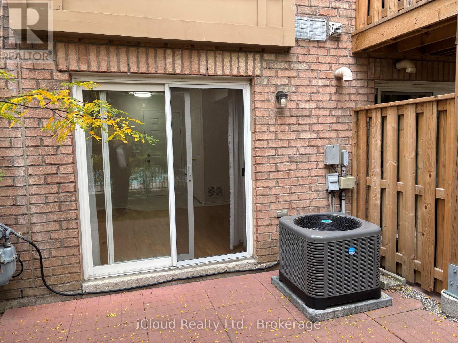 50 Strathaven Drive — photo 10