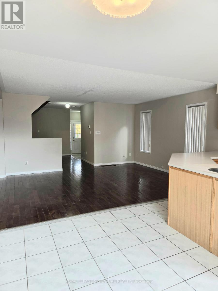 7212 Sedan Square — photo 4