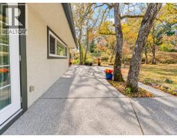 3524 Plymouth Rd, Oak Bay, BC V8P4X4 Photo 31