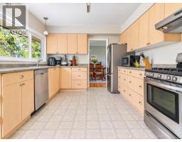 Storage - 3524 Plymouth Rd, Oak Bay, BC V8P4X4 Photo 7