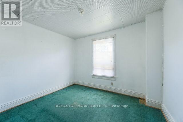 776 Gerrard Street East — photo 11