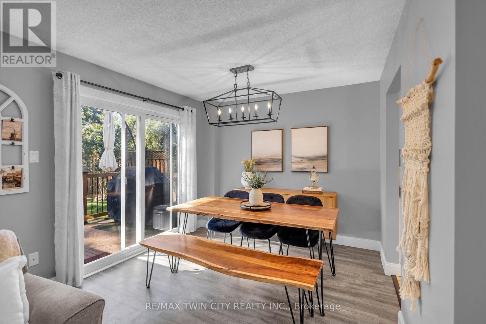 117 D'Aubigny Road — photo 13