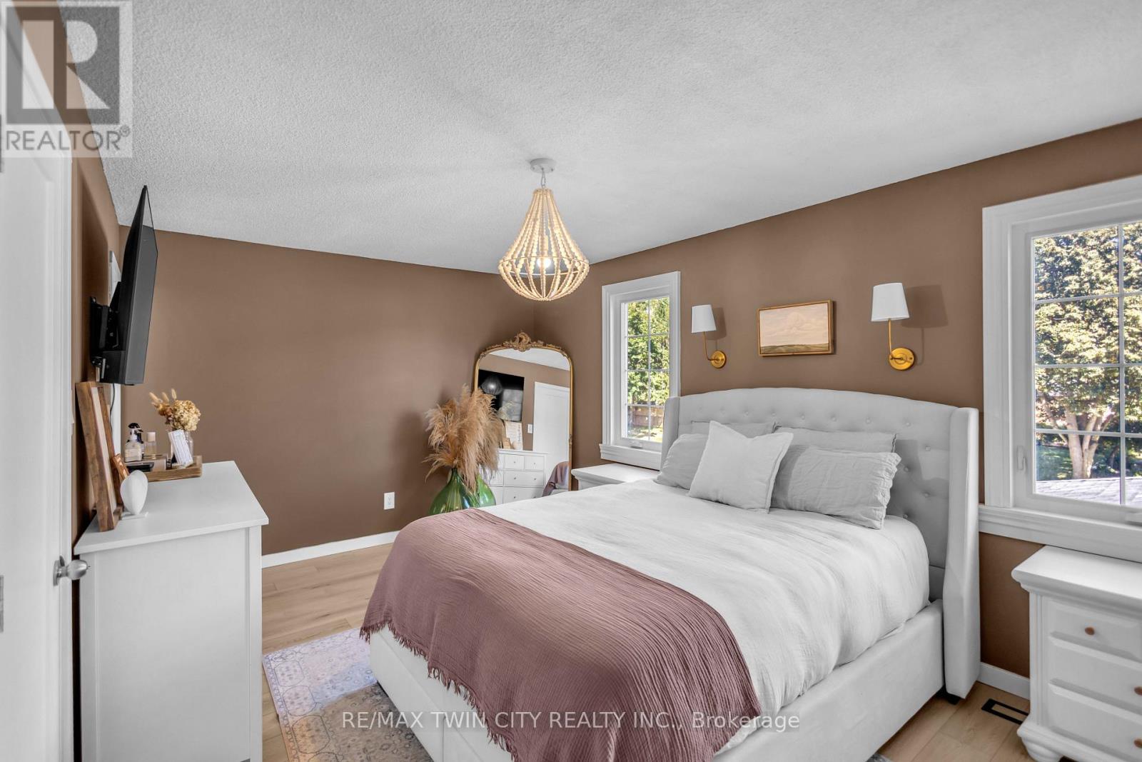 117 D'Aubigny Road — photo 22