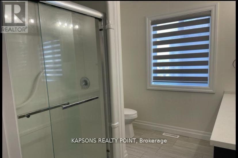 2579 Sheffield Boulevard — photo 14