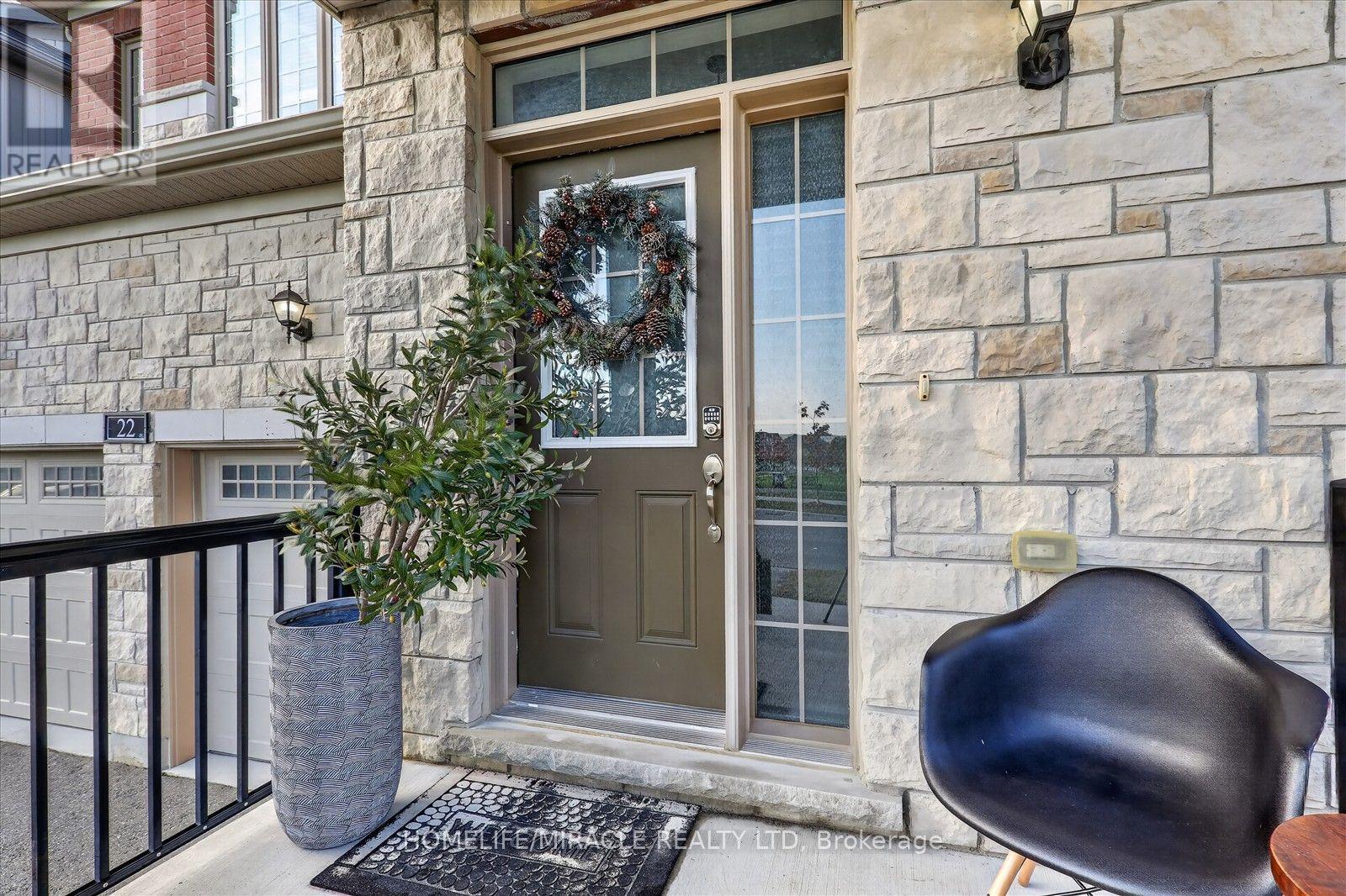 22 Pristine Trail, Cavan Monaghan, ON photo 4