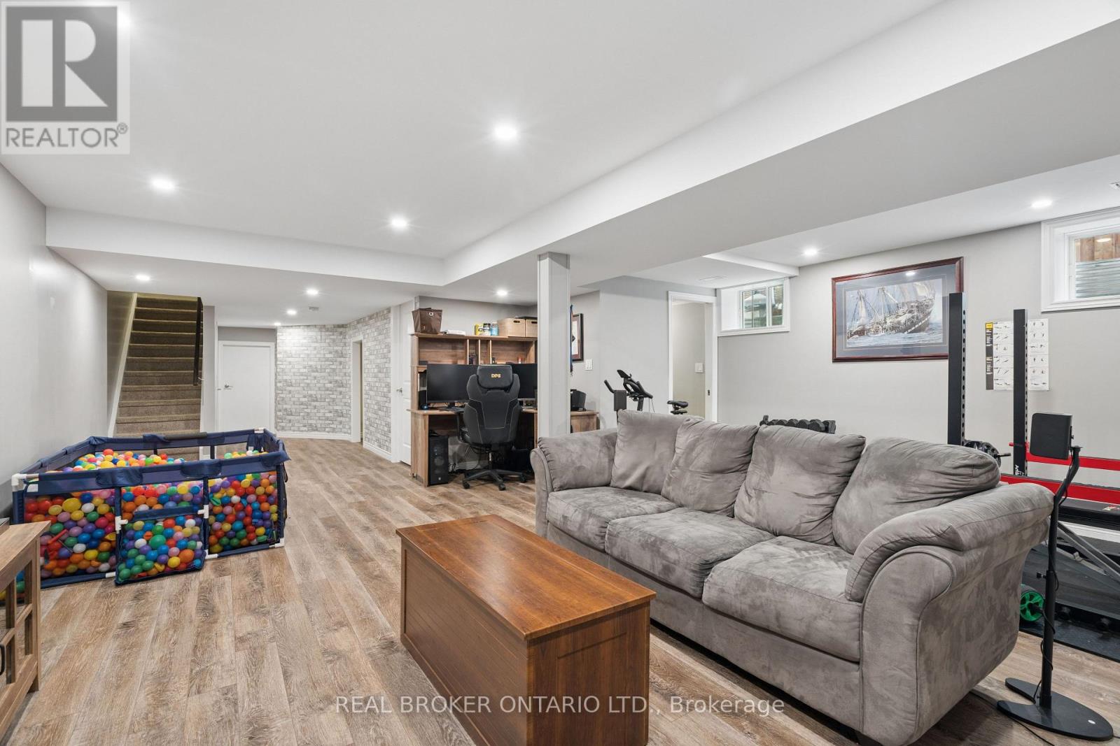 569 Starwood Drive, Guelph, ON photo 28