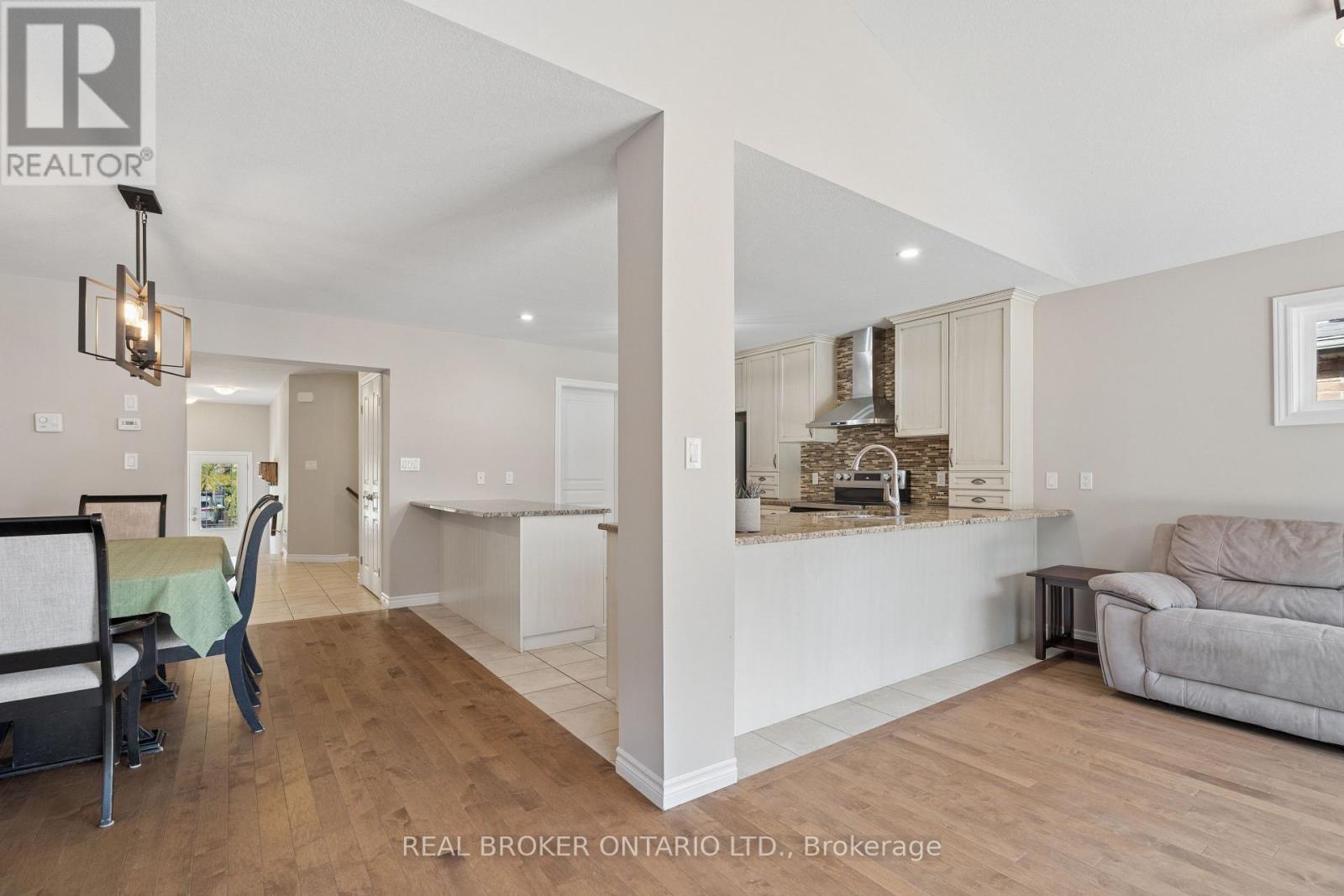 569 Starwood Drive, Guelph, ON photo 9