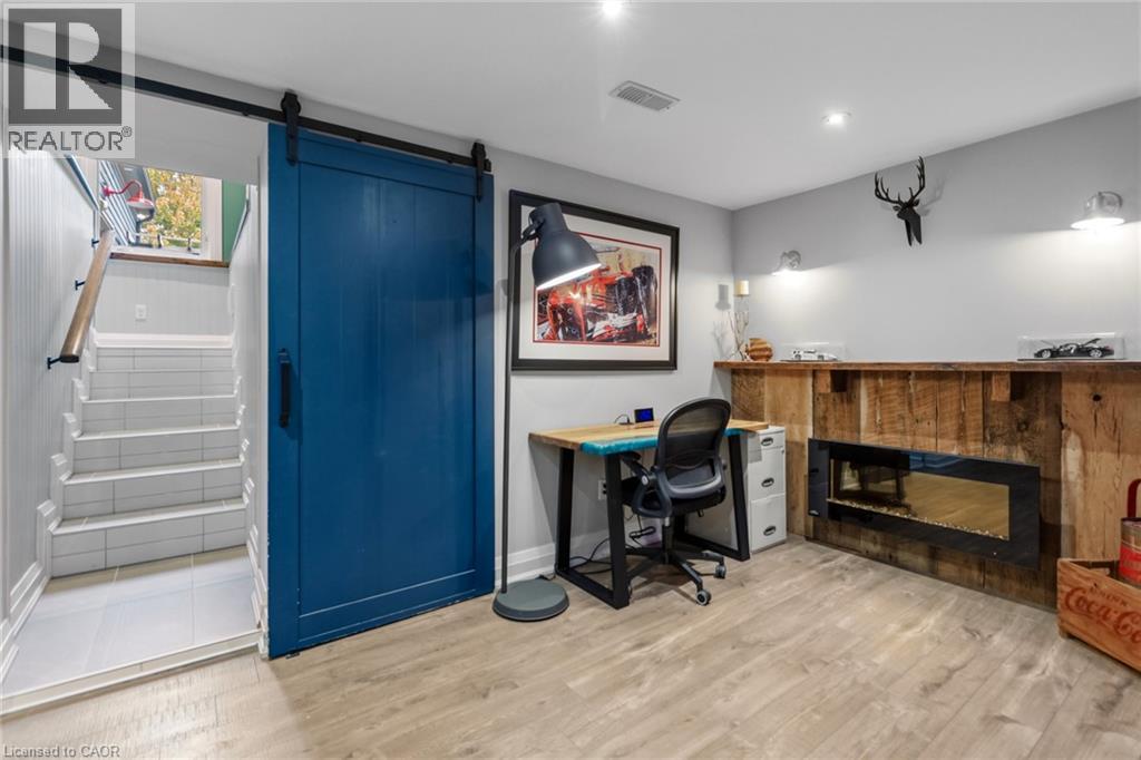 36 Earl Street — photo 26