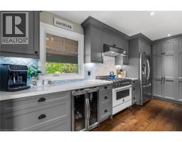 4pc Bathroom - 36 Earl Street, Mississauga, ON L5M1N7 Photo 6