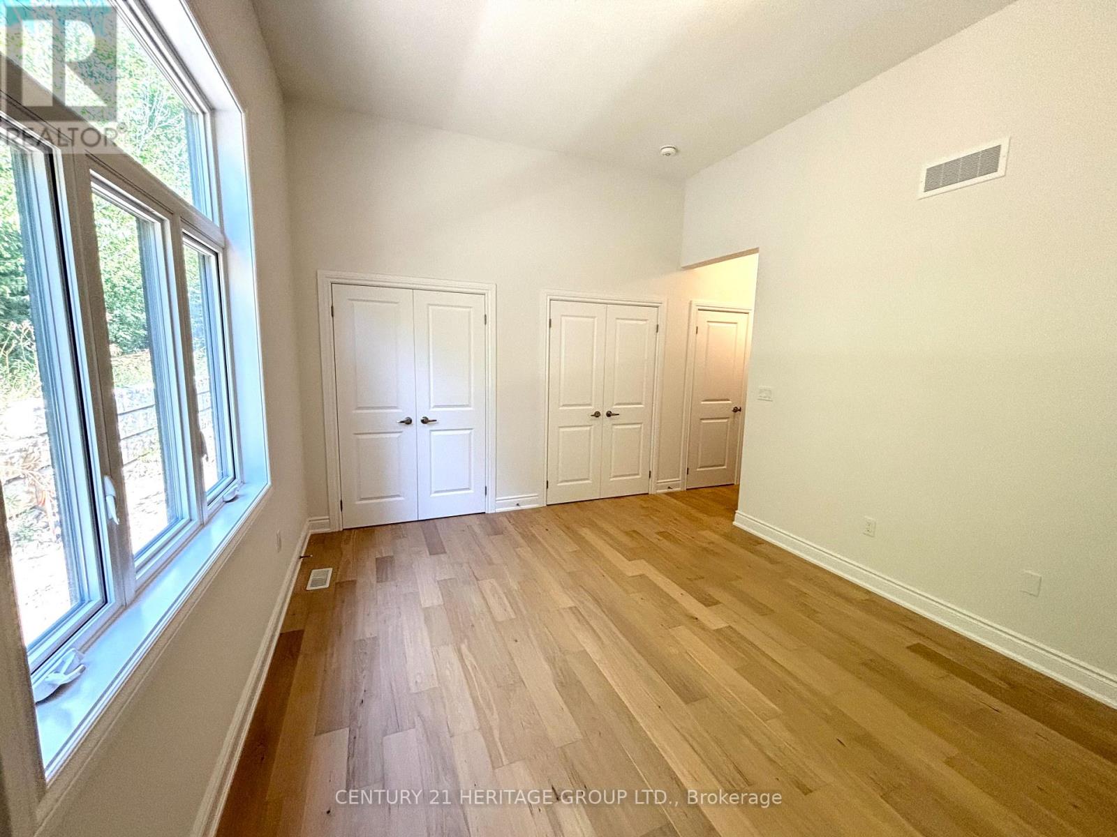 130 Beacon Drive — photo 10