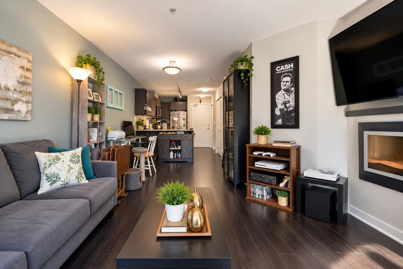 Photo of 101 21009 56 AVENUE 17