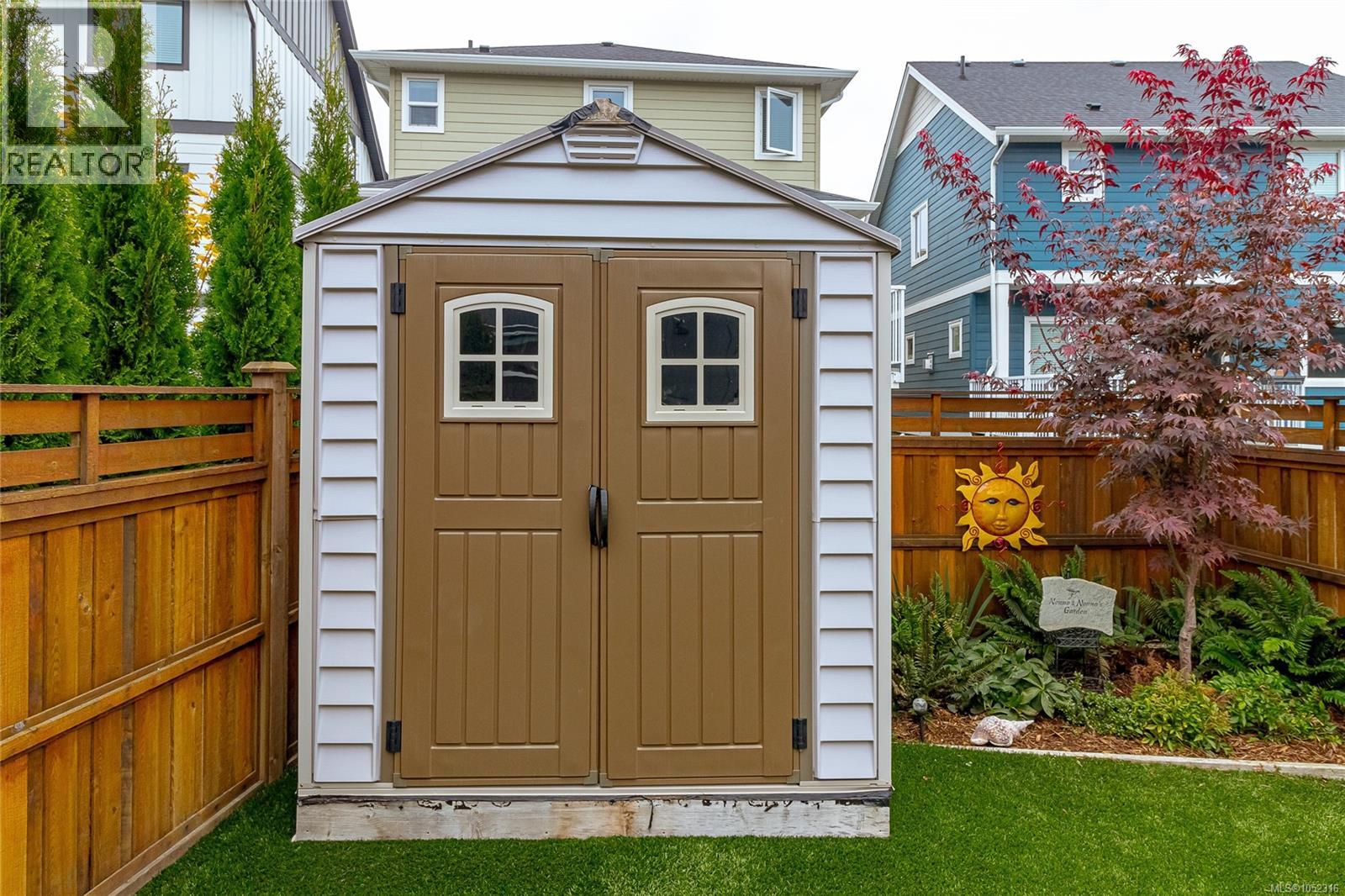 1460 Stella Lane - 28
