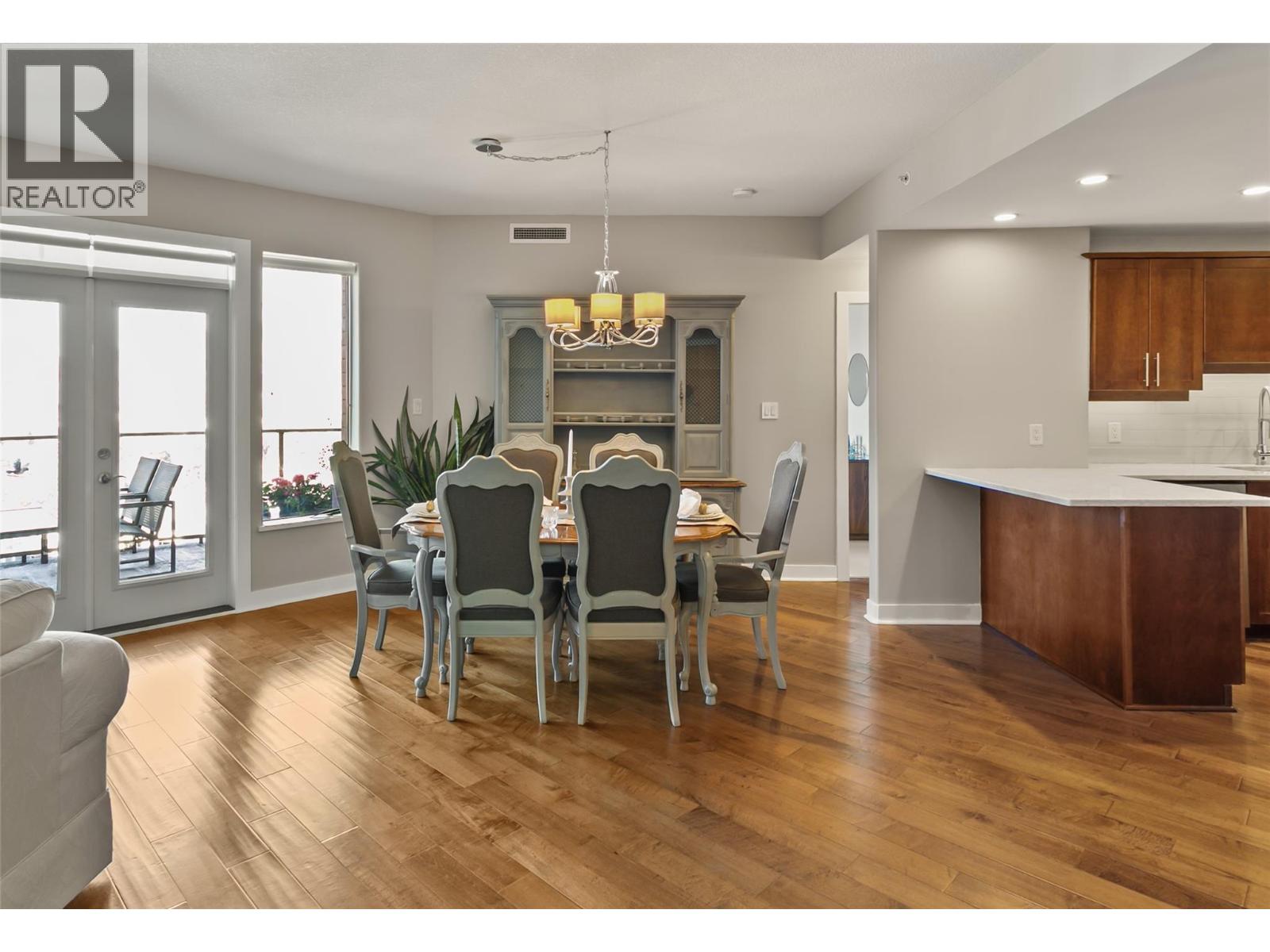 #1205 1160 Bernard Avenue - 5