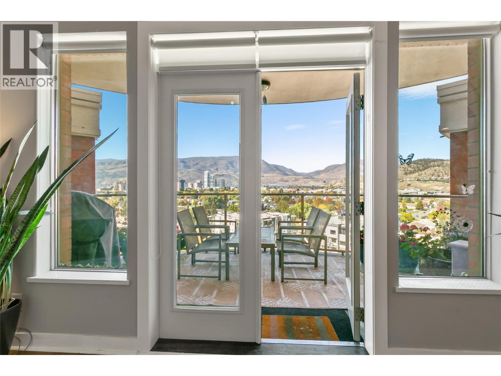 #1205 1160 Bernard Avenue - 27