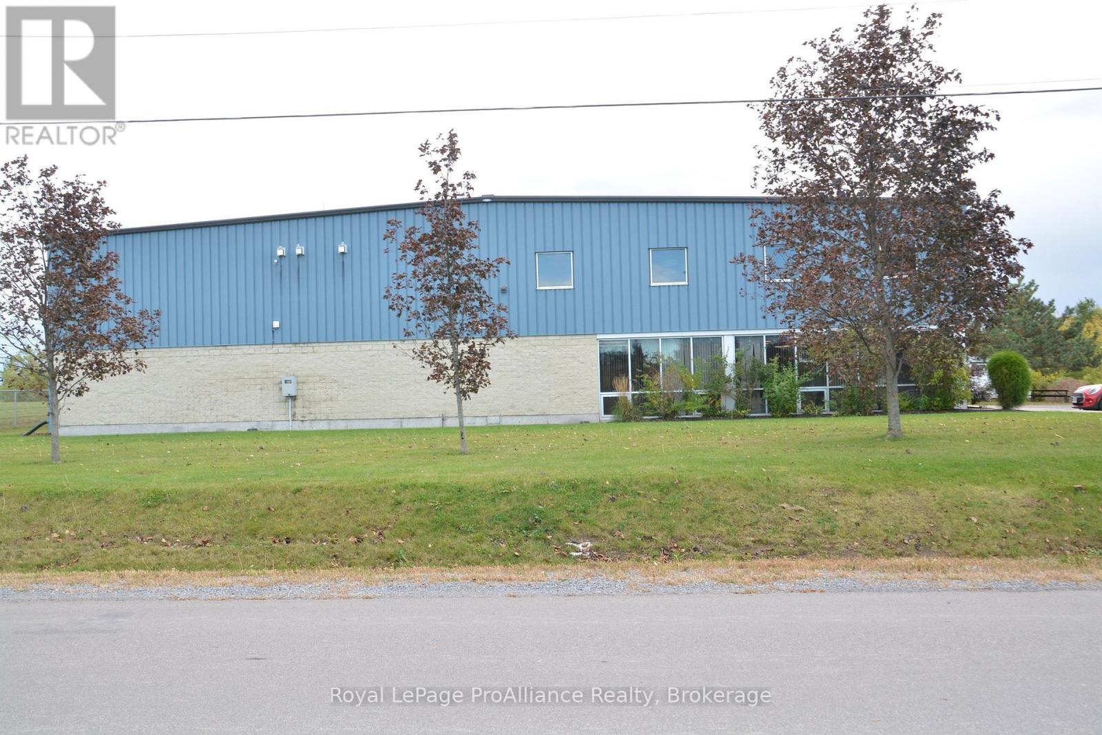 30 Huff Avenue — photo 10