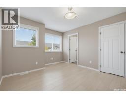 335 Willowgrove Lane, Saskatoon, SK S7K1N3 Photo 18