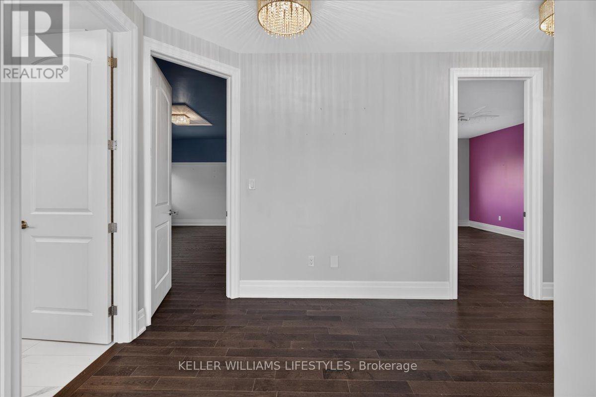 5 bedroom Single Family interior view, 2657 Torrey Pines Way, London North (North R), Ontario