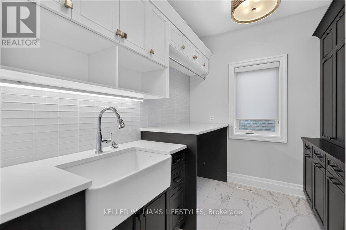 5 bedroom Single Family interior view, 2657 Torrey Pines Way, London North (North R), Ontario