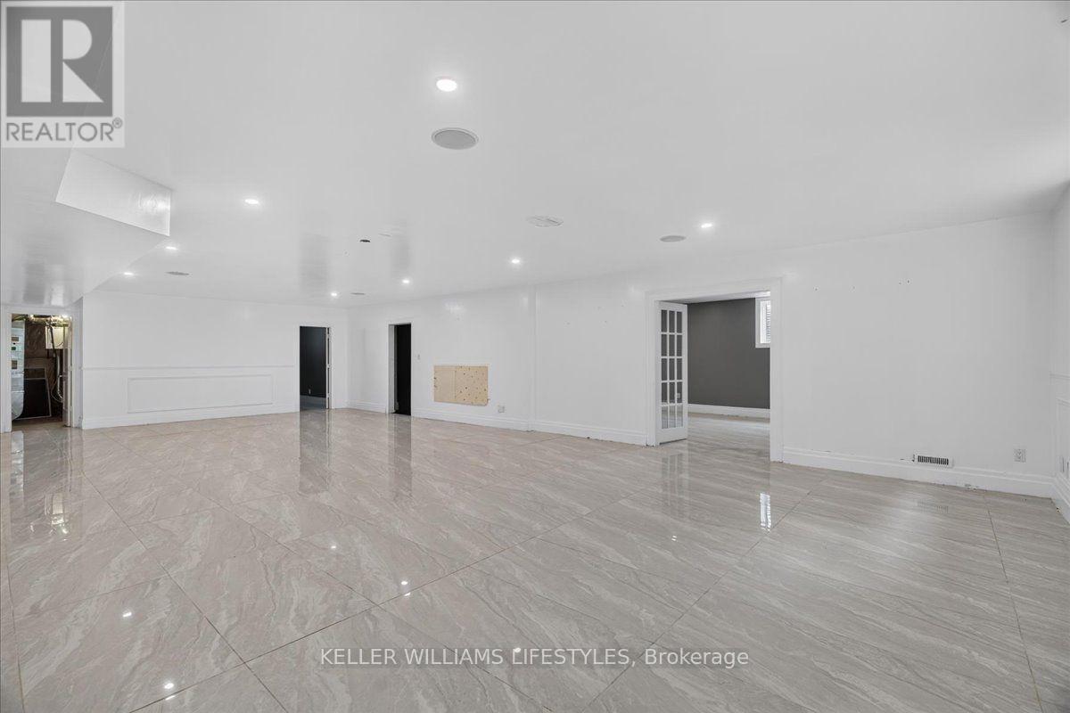 5 bedroom Single Family interior view, 2657 Torrey Pines Way, London North (North R), Ontario