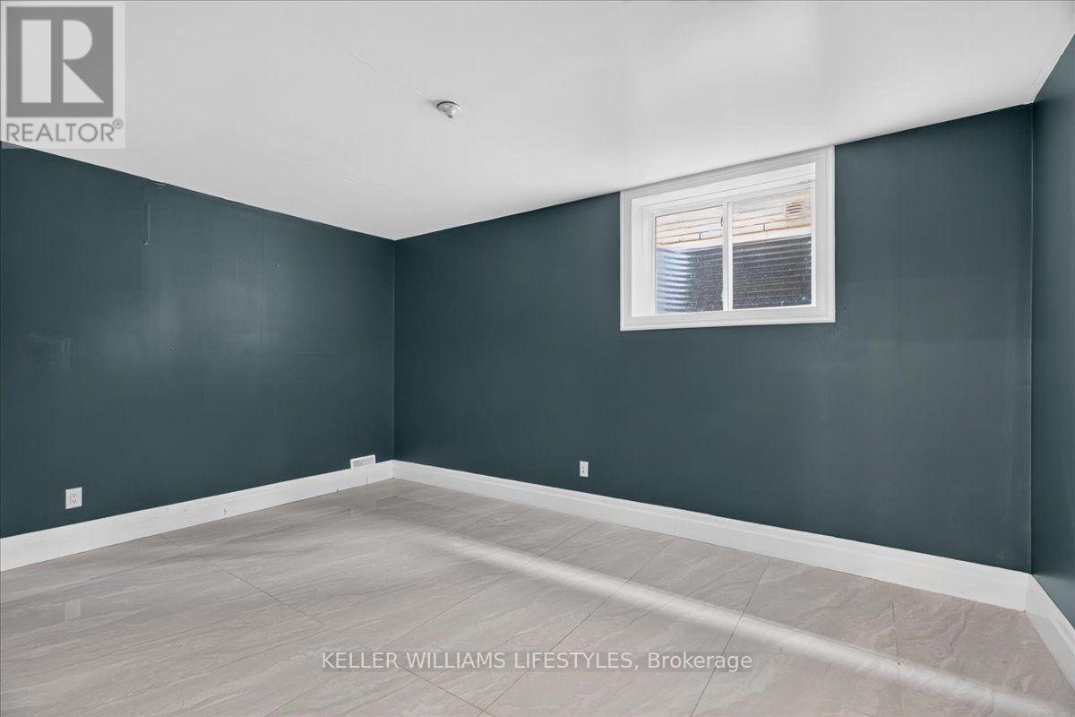 5 bedroom Single Family interior view, 2657 Torrey Pines Way, London North (North R), Ontario