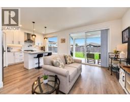 Kitchen - 3365 Skinner Rd, Duncan, BC V9L4V4 Photo 10