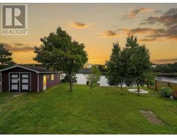Living room - 32 Water Street, Bay Roberts, NL A0A1W0 Photo 10