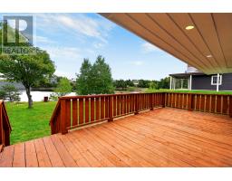 Bath (# pieces 1-6) - 32 Water Street, Bay Roberts, NL A0A1W0 Photo 9
