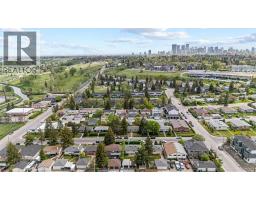 Bedroom - 616 34 Avenue Ne, Calgary, AB T2E2K2 Photo 6