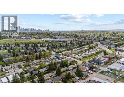 3pc Bathroom - 616 34 Avenue Ne, Calgary, AB T2E2K2 Photo 8