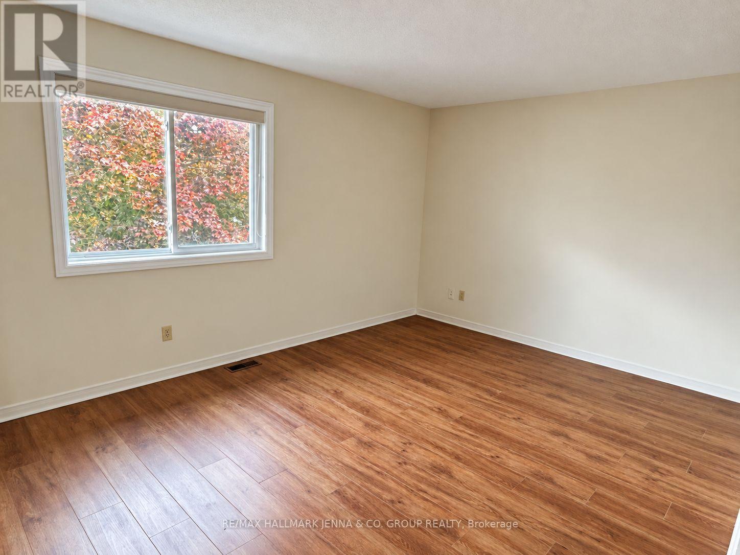 1409 Caravel Crescent — photo 16