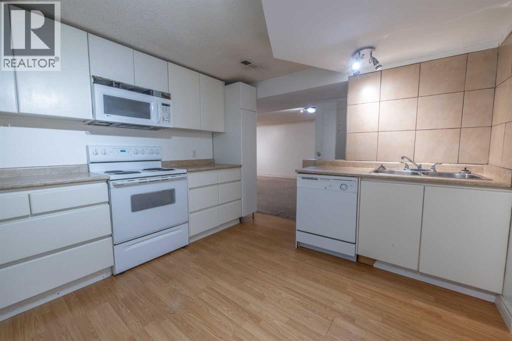 53 Kentish Drive SW - photo 25
