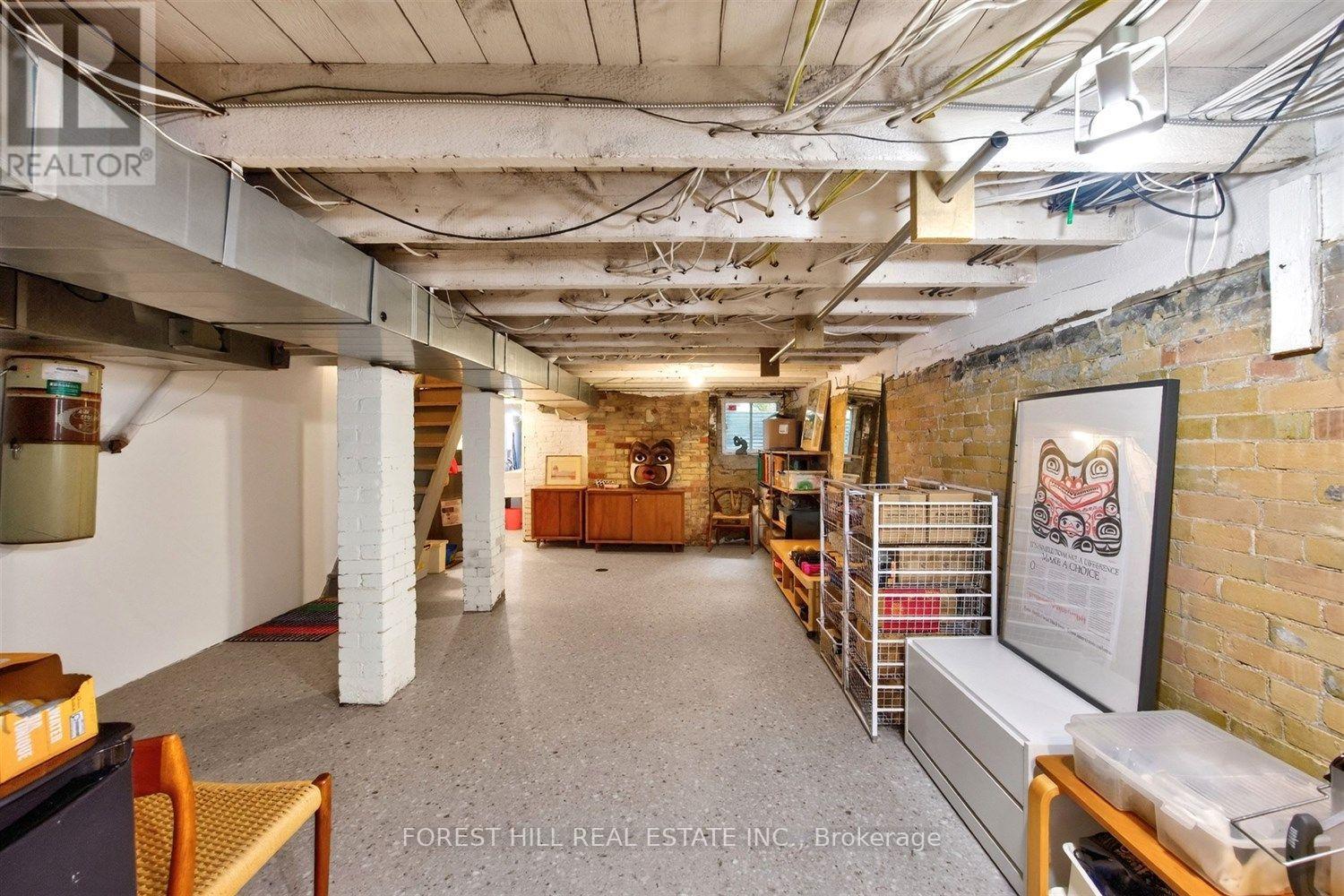 44 Russell Street — photo 31