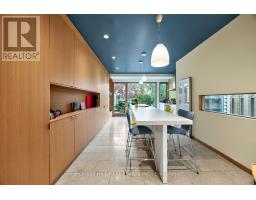 44 Russell Street, Toronto, ON M5S1B7 Photo 12