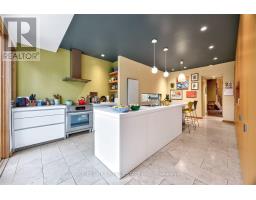 44 Russell Street, Toronto, ON M5S1B7 Photo 14