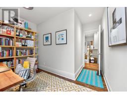 44 Russell Street, Toronto, ON M5S1B7 Photo 27