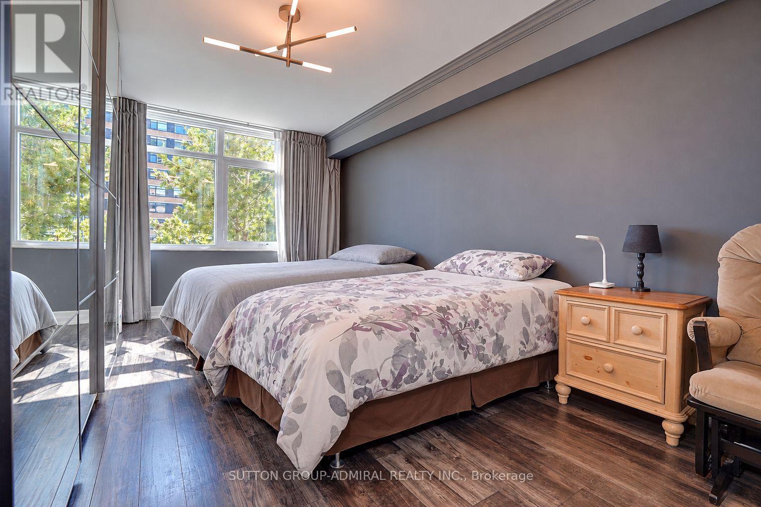 1201 Steeles Avenue West — photo 33