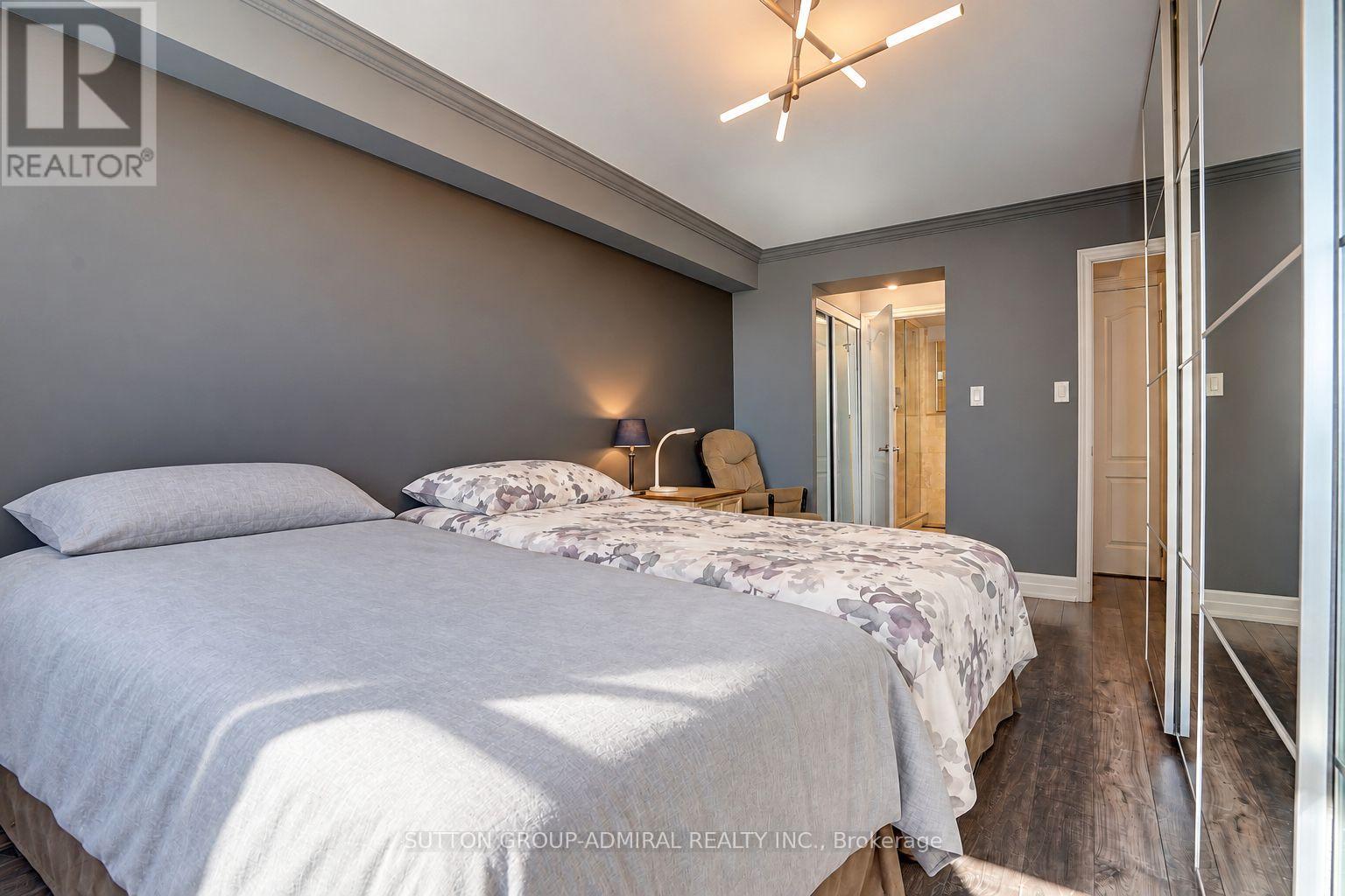 1201 Steeles Avenue West — photo 35
